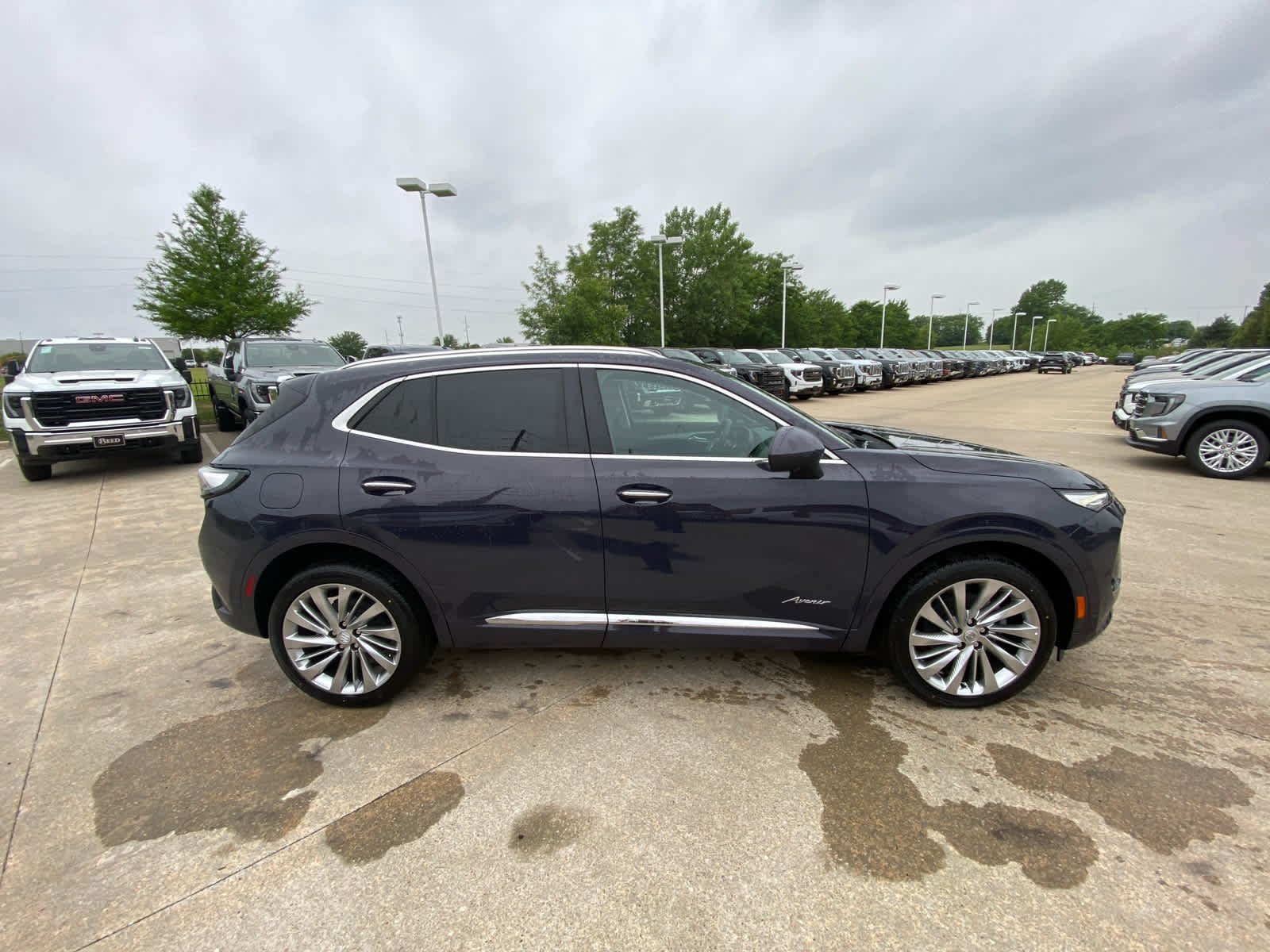 2026 Buick Envision Avenir - Photo 3