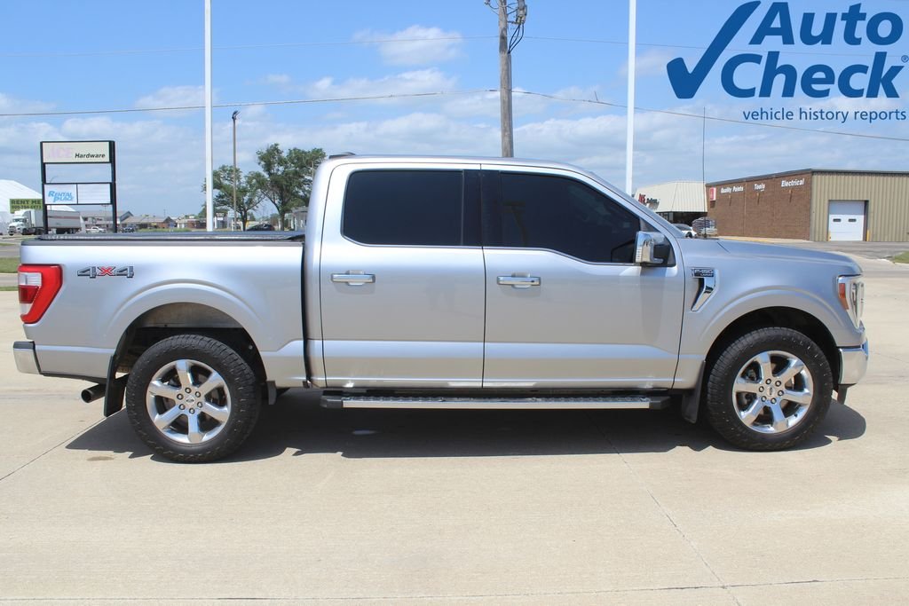 Used 2021 Silver Ford Lariat image 2