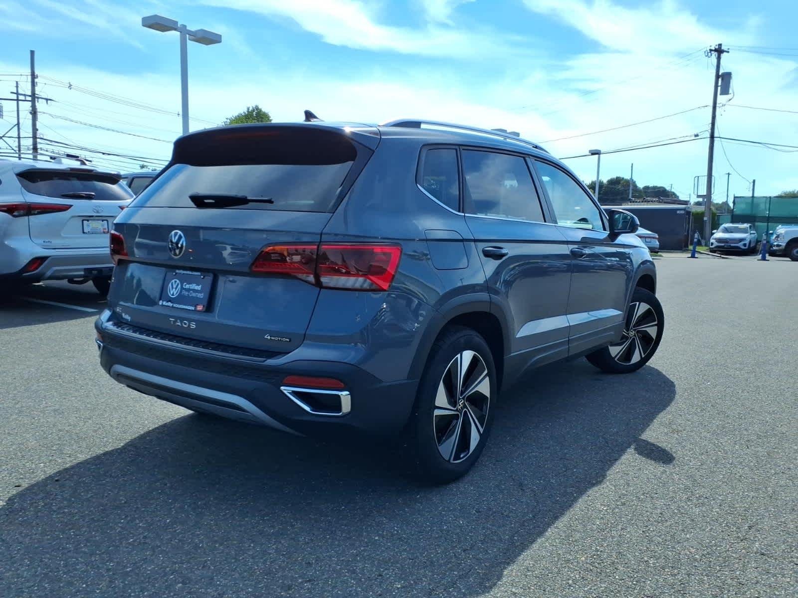 Certified Used 2024 Pure Gray Volkswagen SE image 5
