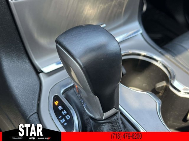 Used 2021 Granite Crystal Metallic Clearcoat Jeep Limited image 32