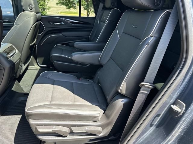 Used 2021 Gray Cadillac Sport image 11