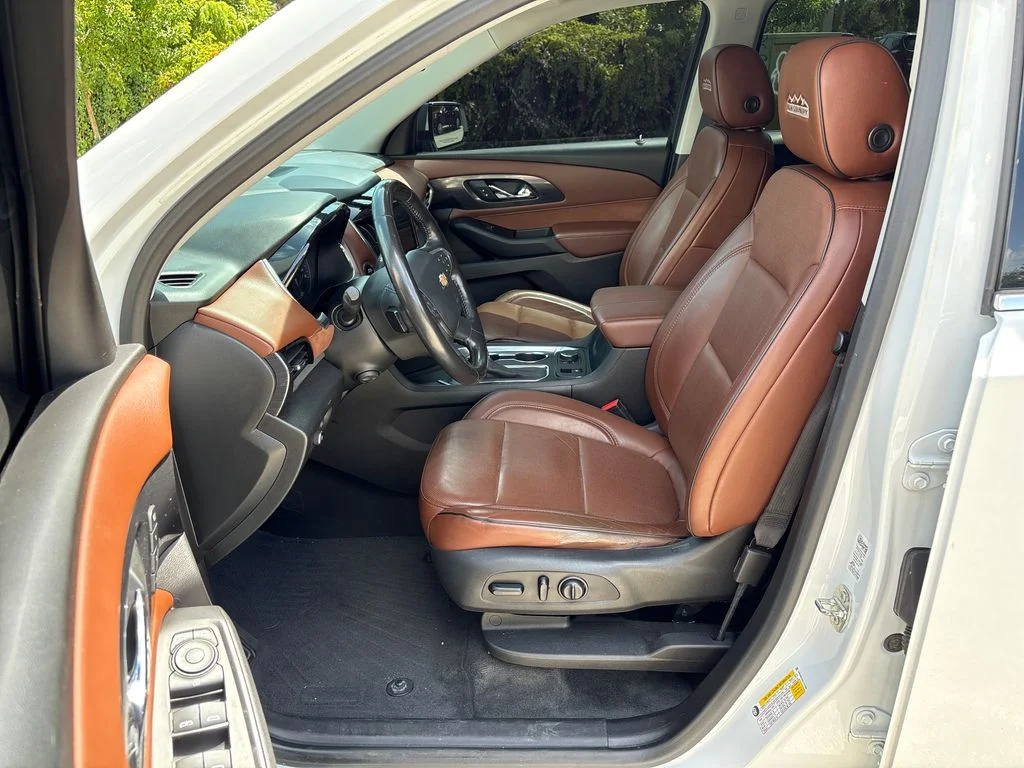 Certified Used 2020 White Chevrolet High Country image 30