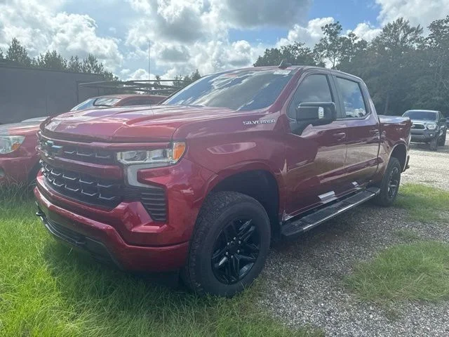 Used 2024 Red Chevrolet RST image 1