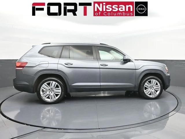 Used 2019 Gray Volkswagen 3.6L V6 SE image 8