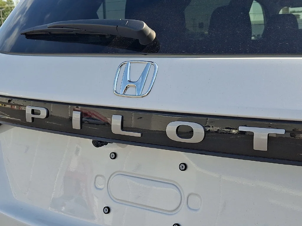 New 2026 Platinum White Honda Elite image 10