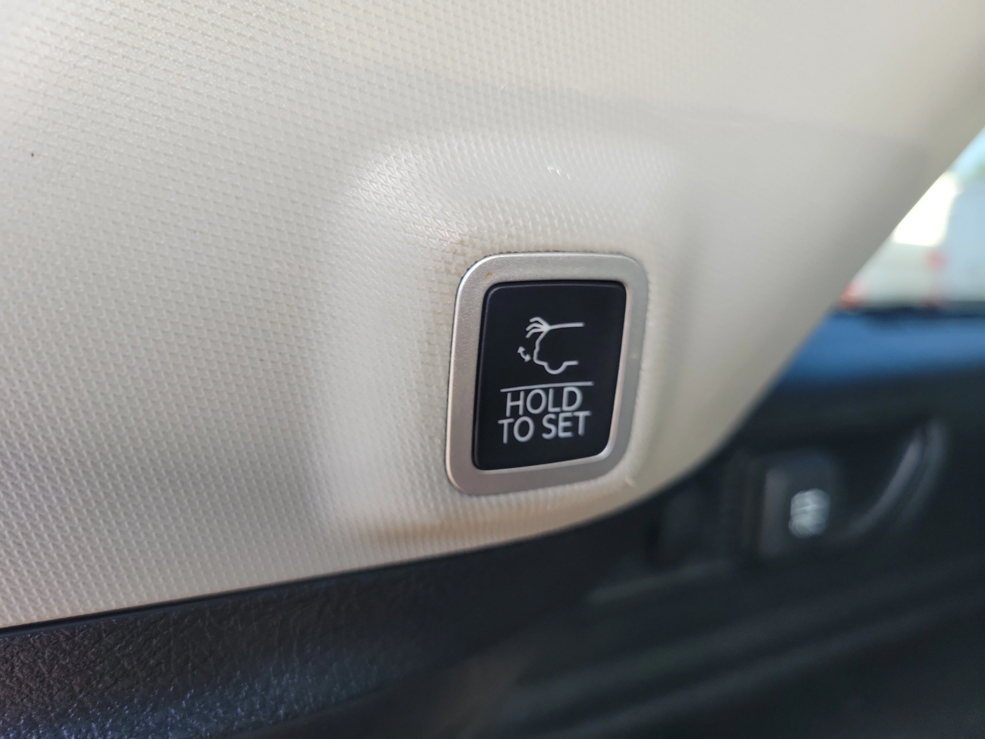 Certified Used 2022 White Jeep 4xe image 30