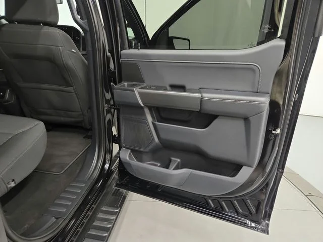 Used 2024 Black Ford XLT image 40