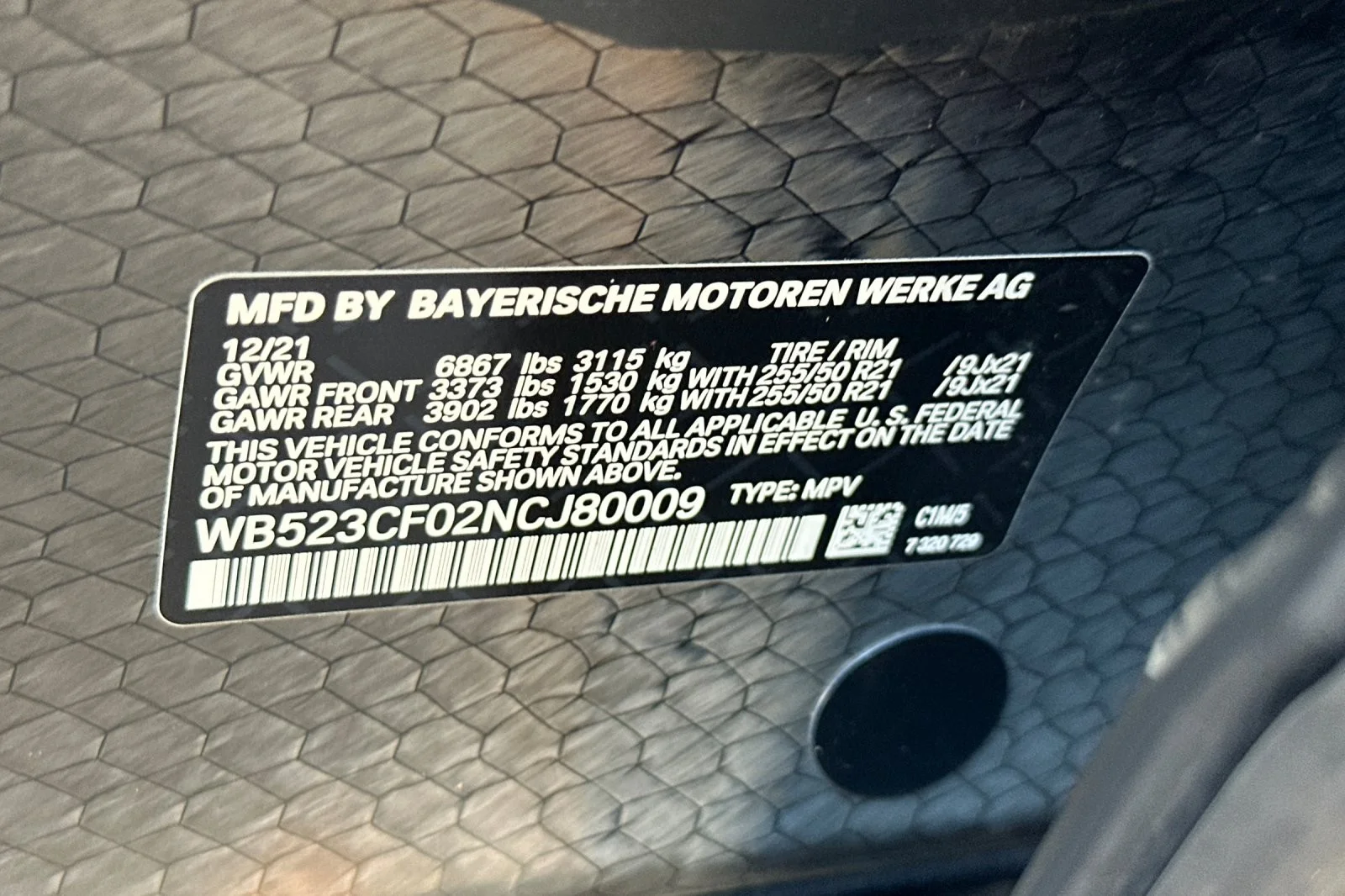 Used 2022 Phytonic Blue Metallic BMW xDrive50 image 29