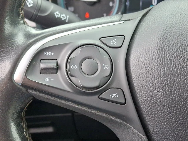 Used 2017 Brown Buick Preferred image 19