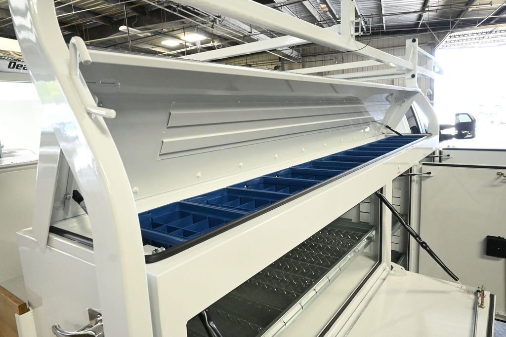 New 2026 Oxford White Ford XL image 33