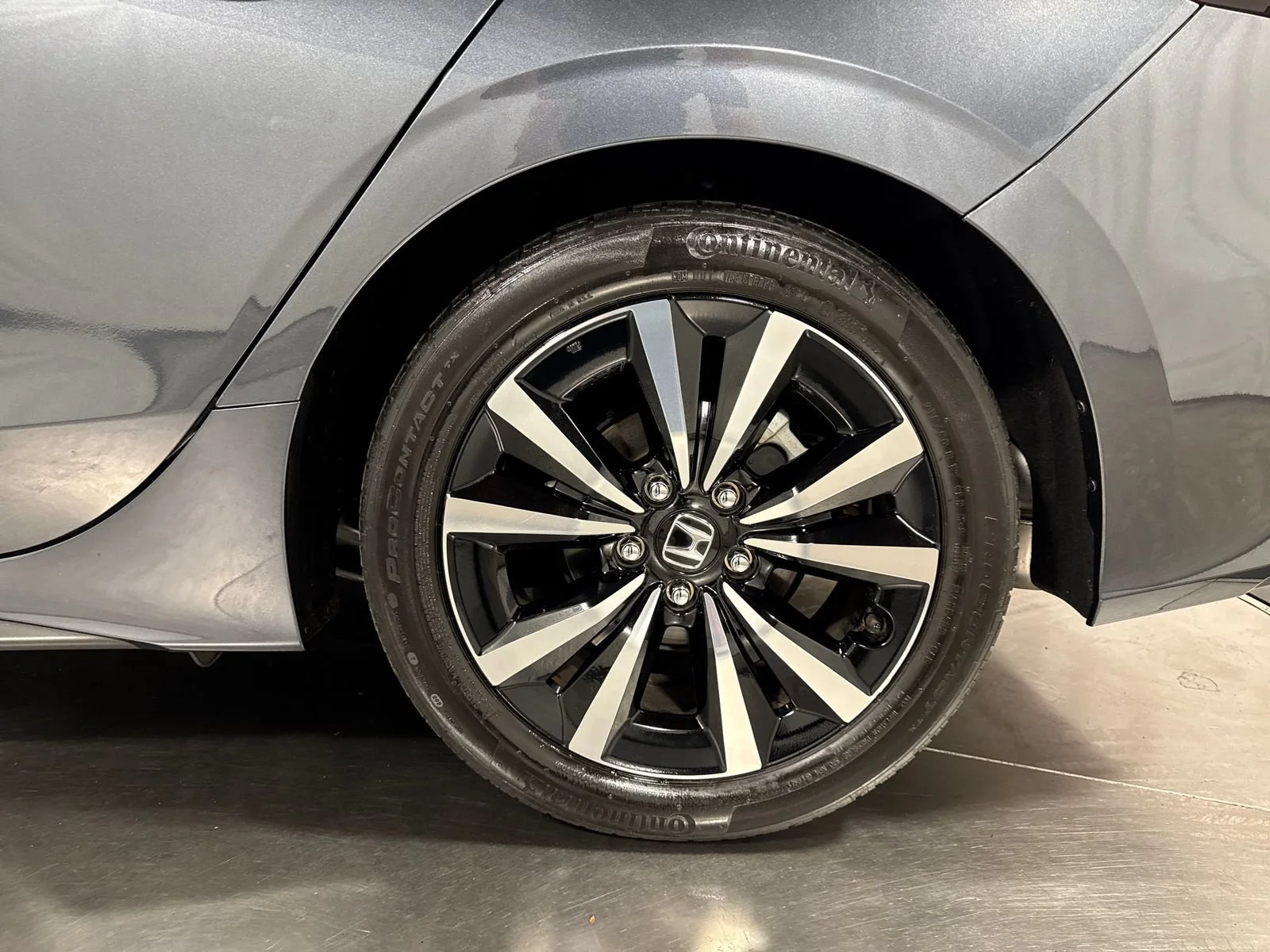 2023 Honda Civic Hatchback EX-L - Photo 41