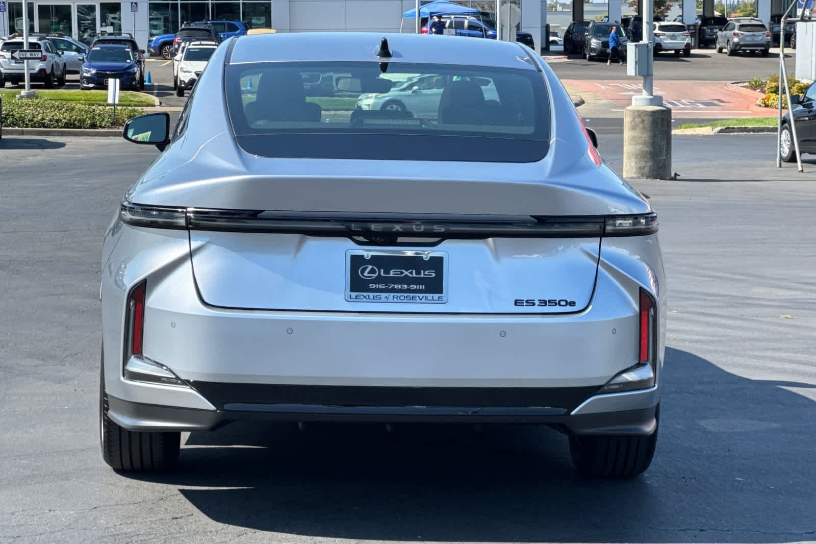 New 2026 Iridium Lexus ES 350e PREMIUM image 8
