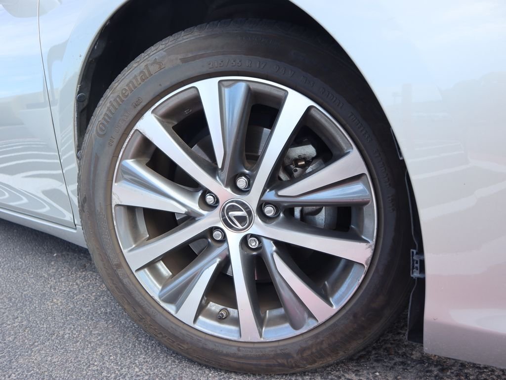 Used 2019 Beige Metallic Lexus 300h image 14