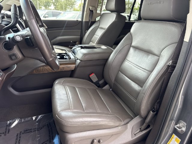 Used 2019 Gray GMC Denali image 11