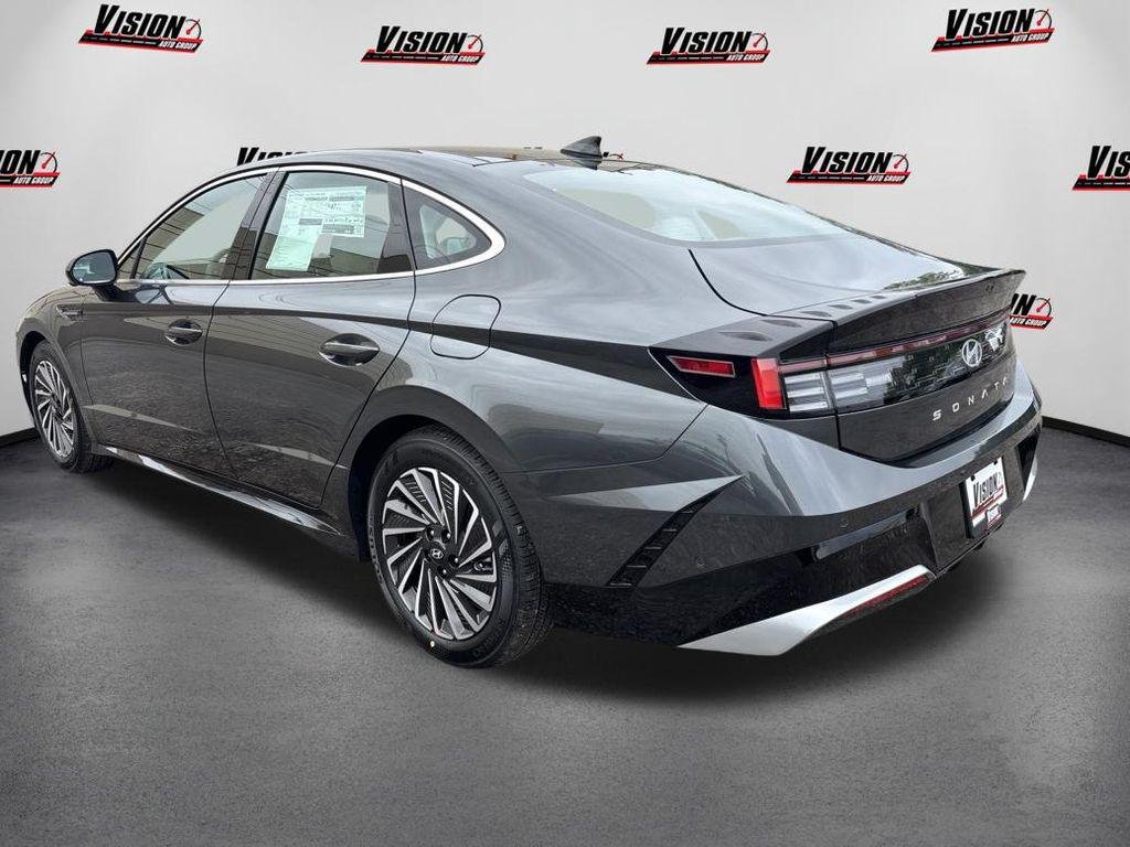 New 2026 Gray Hyundai Limited image 3