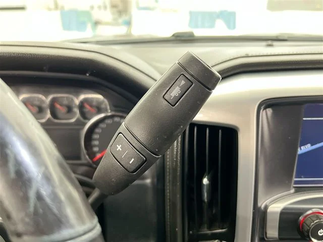 Used 2016 Silver GMC SLT image 25