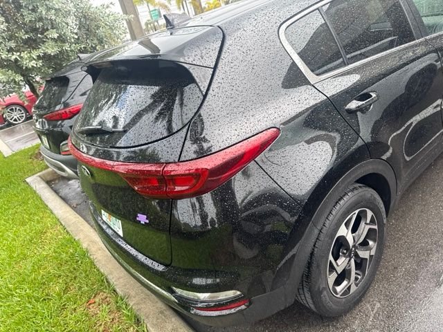Used 2021 Black Kia LX image 6