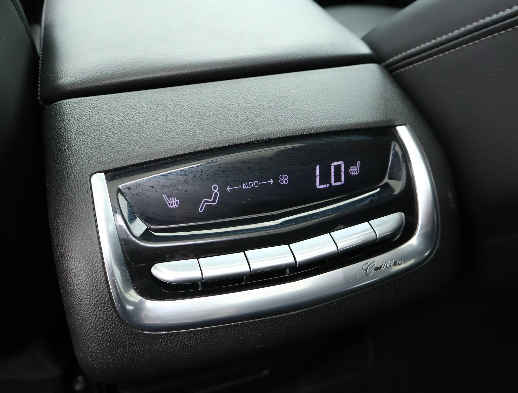 2024 Cadillac XT6 Sport - Photo 26