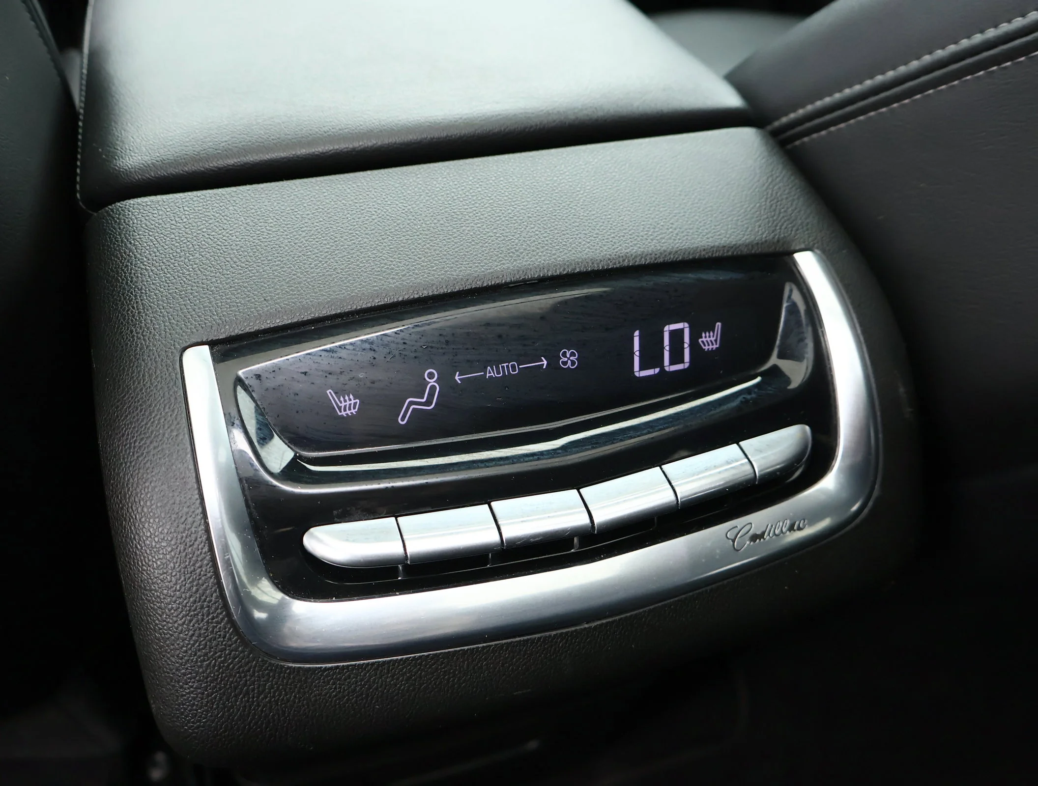 2024 Cadillac XT6 Sport - Photo 26