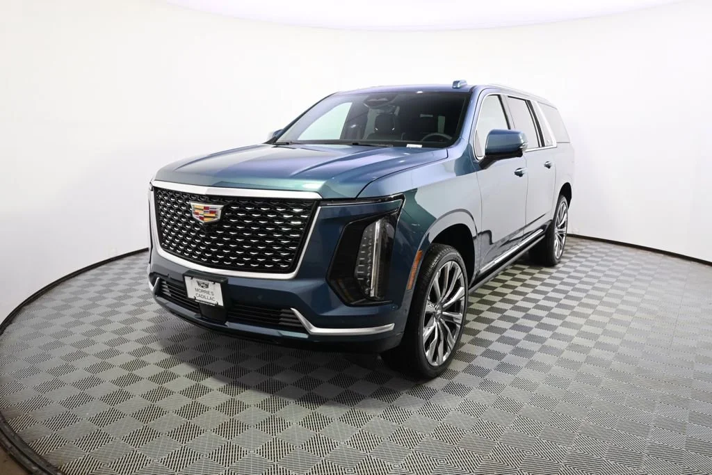 2026 Cadillac Escalade ESV Luxury 4WD's photo