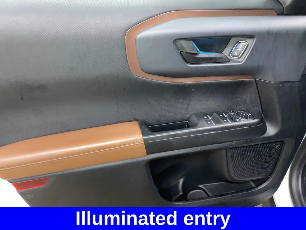 Used 2022 White Ford Outer Banks image 16