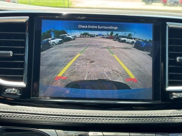 Used 2026 White Chrysler Limited image 23