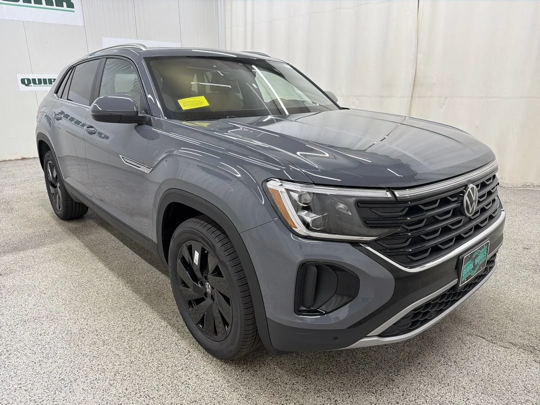 2026 Volkswagen Atlas Cross Sport SE w/Tech