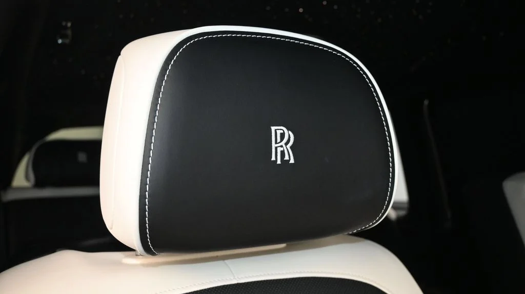 Certified Used 2022 White Rolls-Royce Black Badge image 10