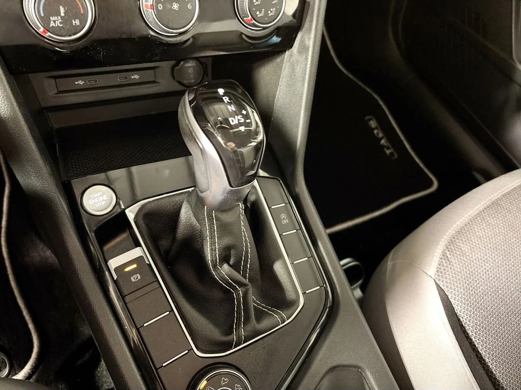 Used 2023 Gray Volkswagen 1.5T S image 17