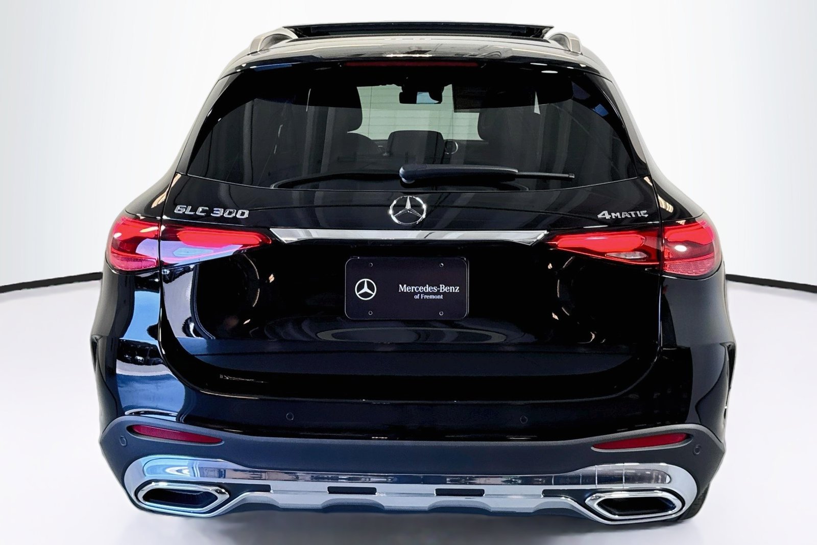 New 2026 Black Mercedes-Benz GLC 300 image 6