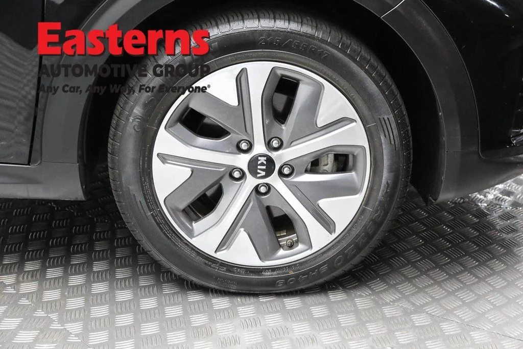 Used 2021 Black Kia EX image 29