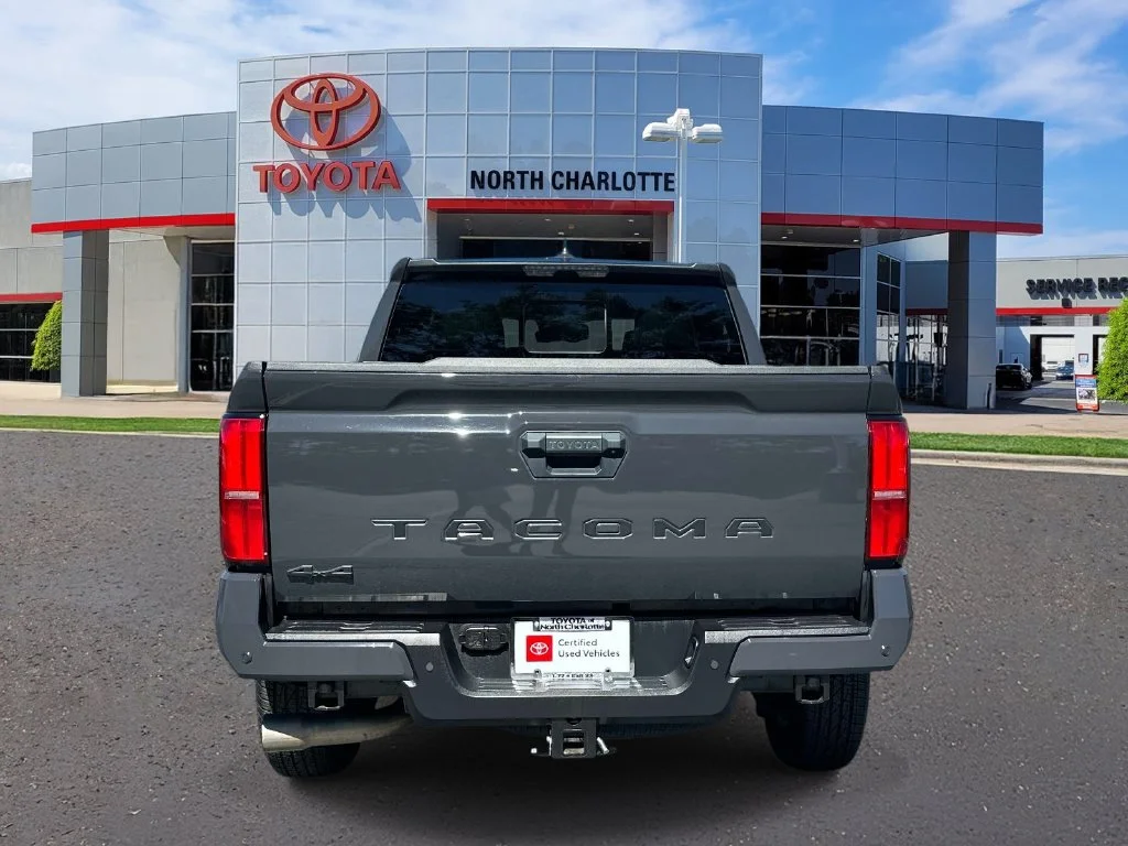 Certified Used 2024  Toyota SR5 image 7