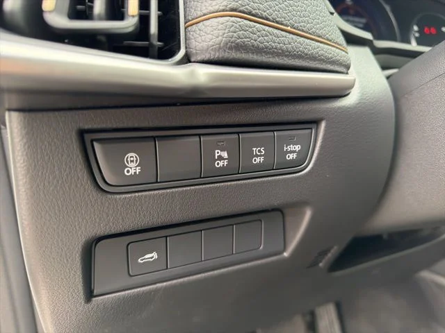 2025 Mazda CX-90 Preferred Package - Photo 27