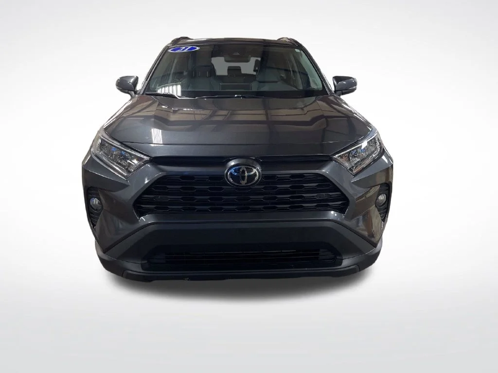 Certified Used 2021 Gray Toyota XLE Premium image 8
