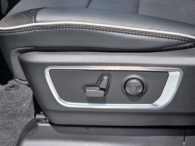 2026 RAM 1500 Laramie - Photo 16