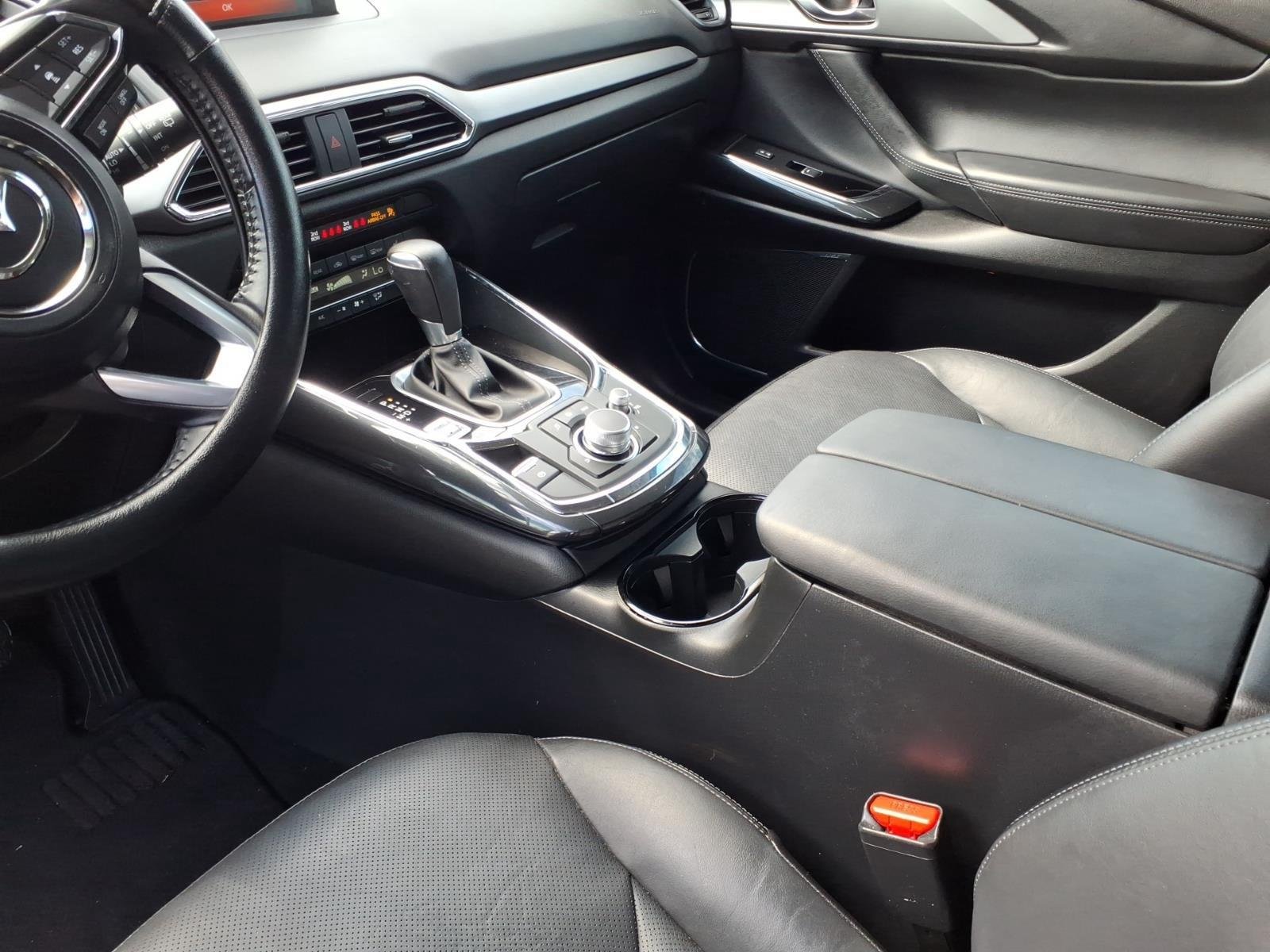 Used 2019 Snowflake White Pearl Mica Mazda Touring image 24