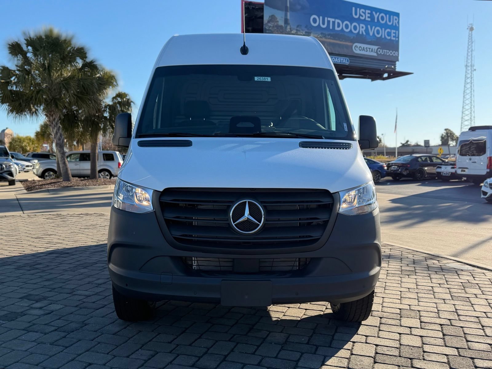 New 2026 Arctic White Mercedes-Benz Cargo 144 WB image 25