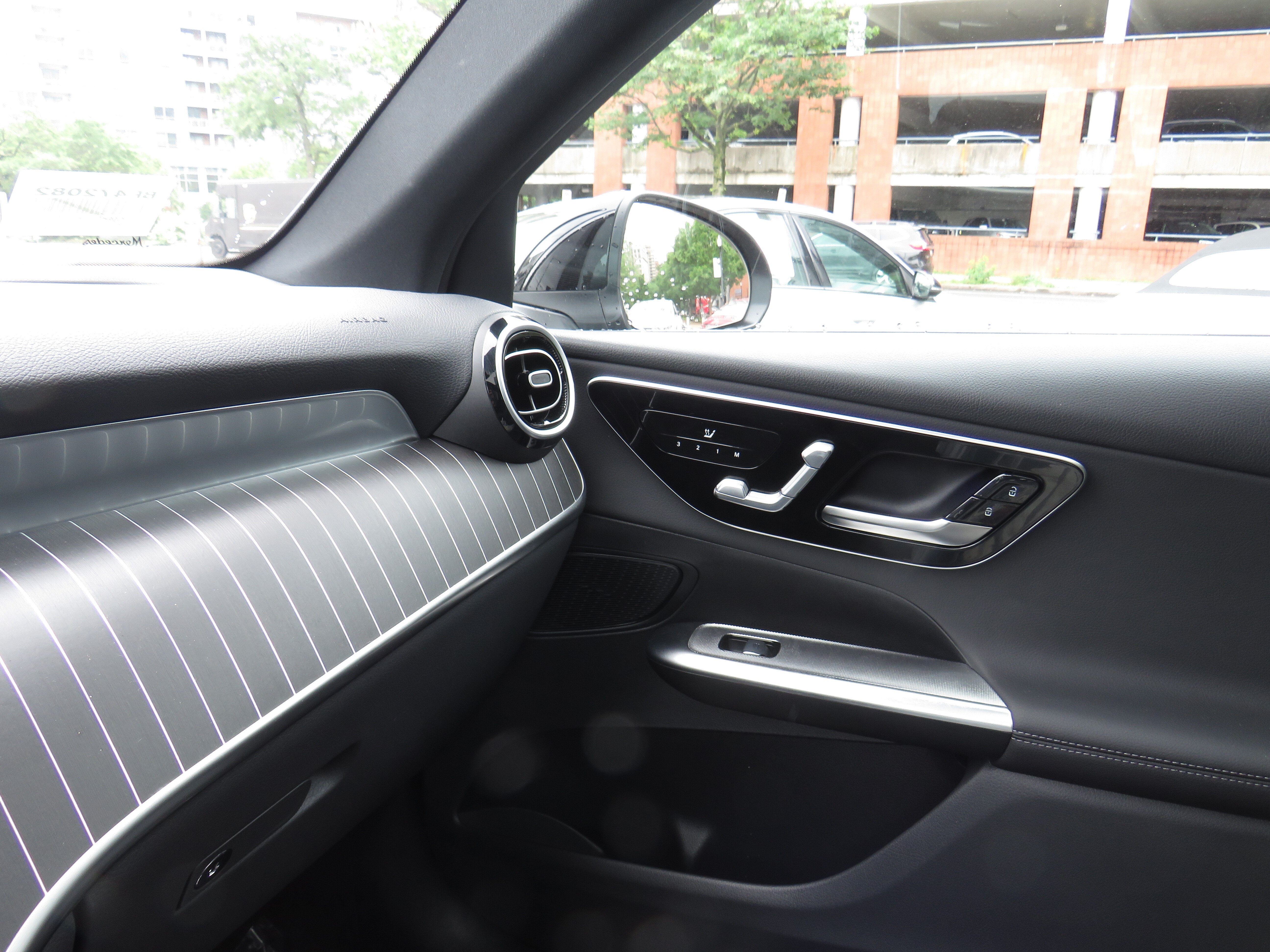 Used 2026 Black Mercedes-Benz GLC 300 4MATIC® image 16
