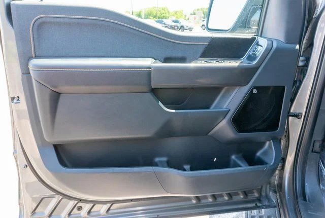 Used 2025 Gray Ford Tremor image 17