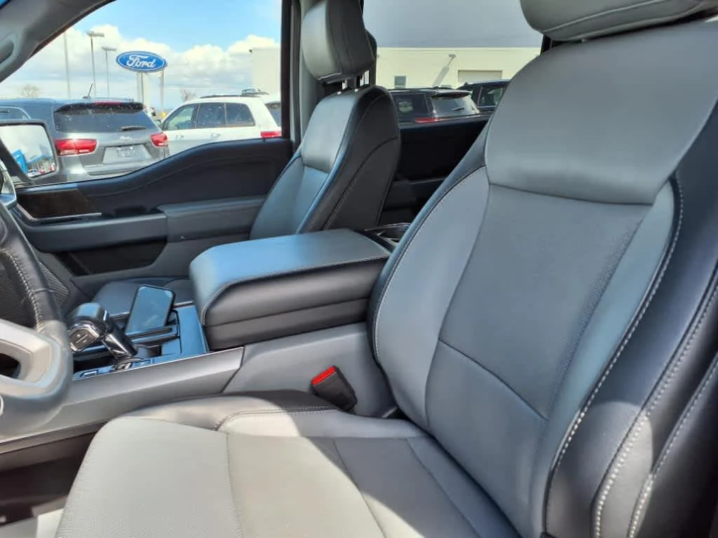 2022 Ford F-150 Lariat - Photo 8