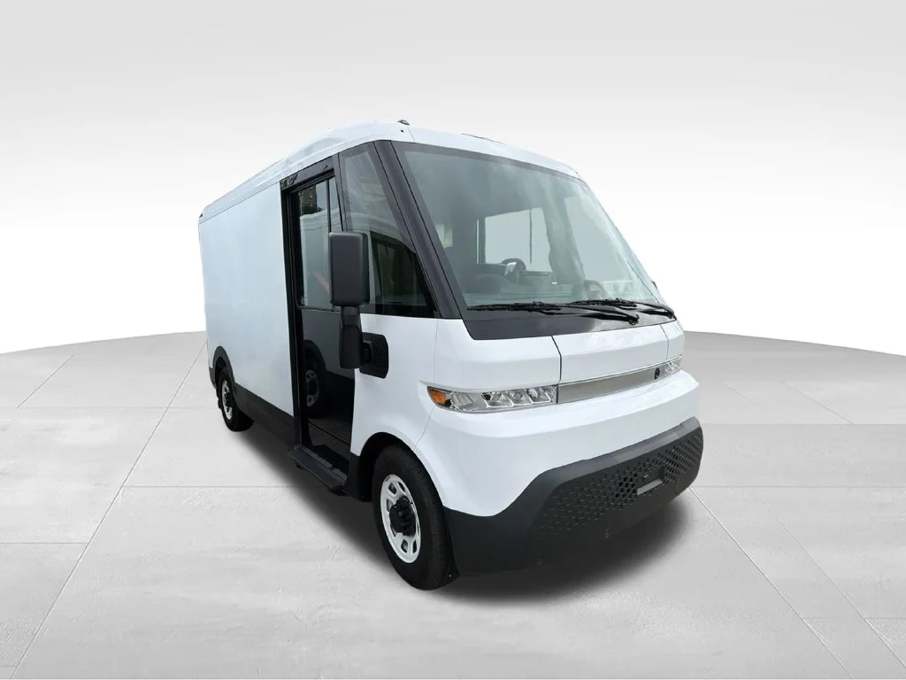 Used 2024 White BrightDrop Cargo image 4