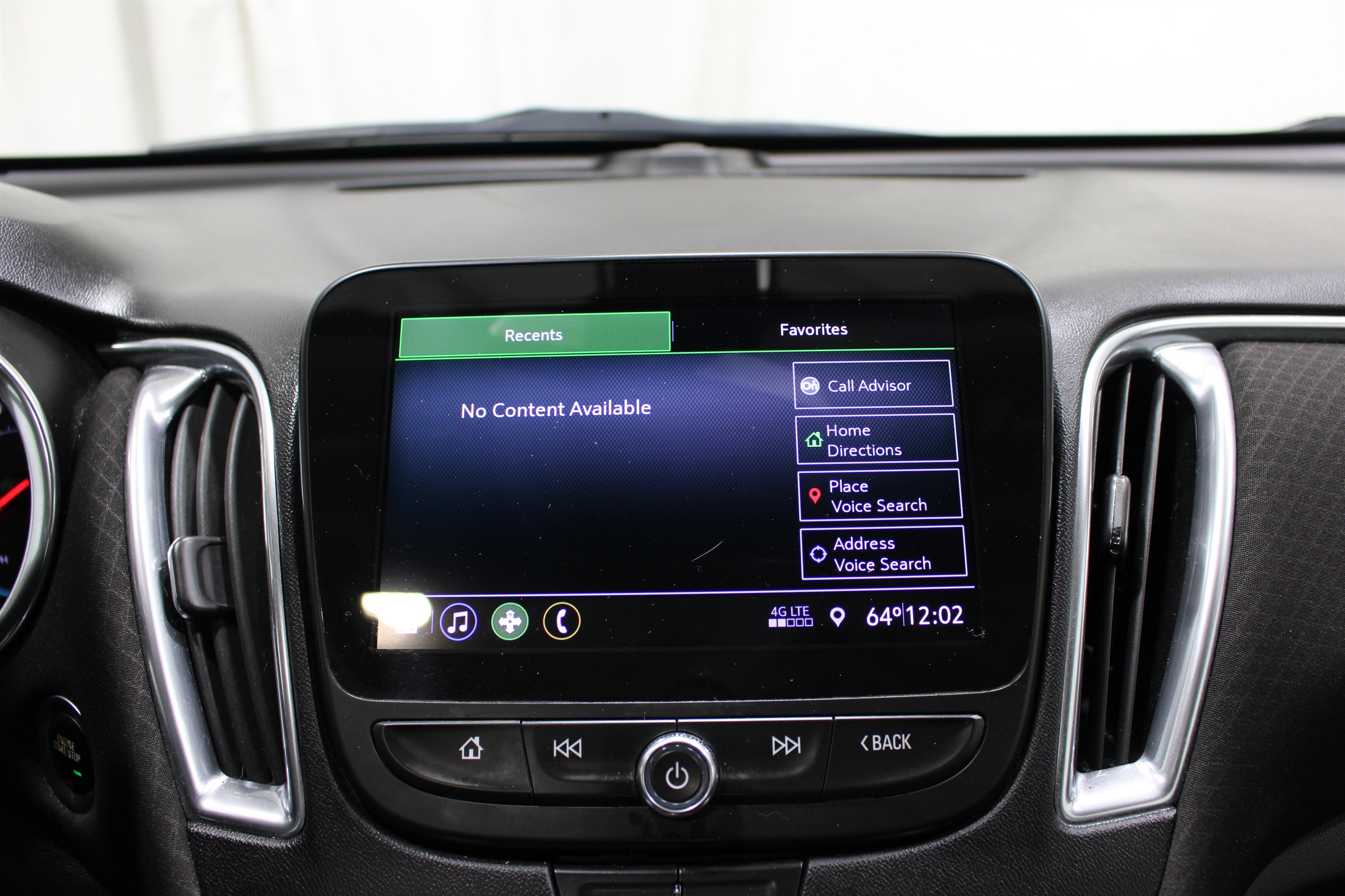 Used 2020 Shadow Gray Metallic Chevrolet LT image 17