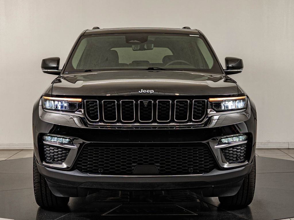 Used 2022 Diamond Black Crystal Pearlcoat Jeep 4xe image 2