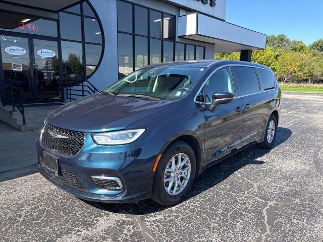 Used 2023 Blue Chrysler Touring L image 2