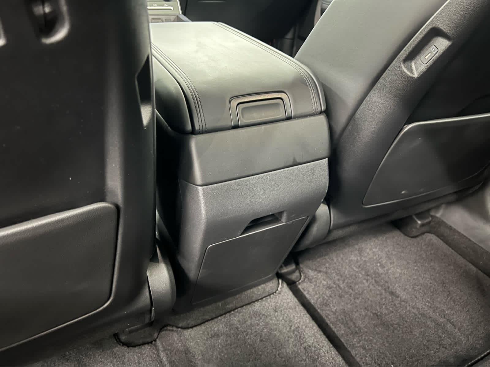 Used 2025 Atlantis Blue Hyundai Calligraphy image 30