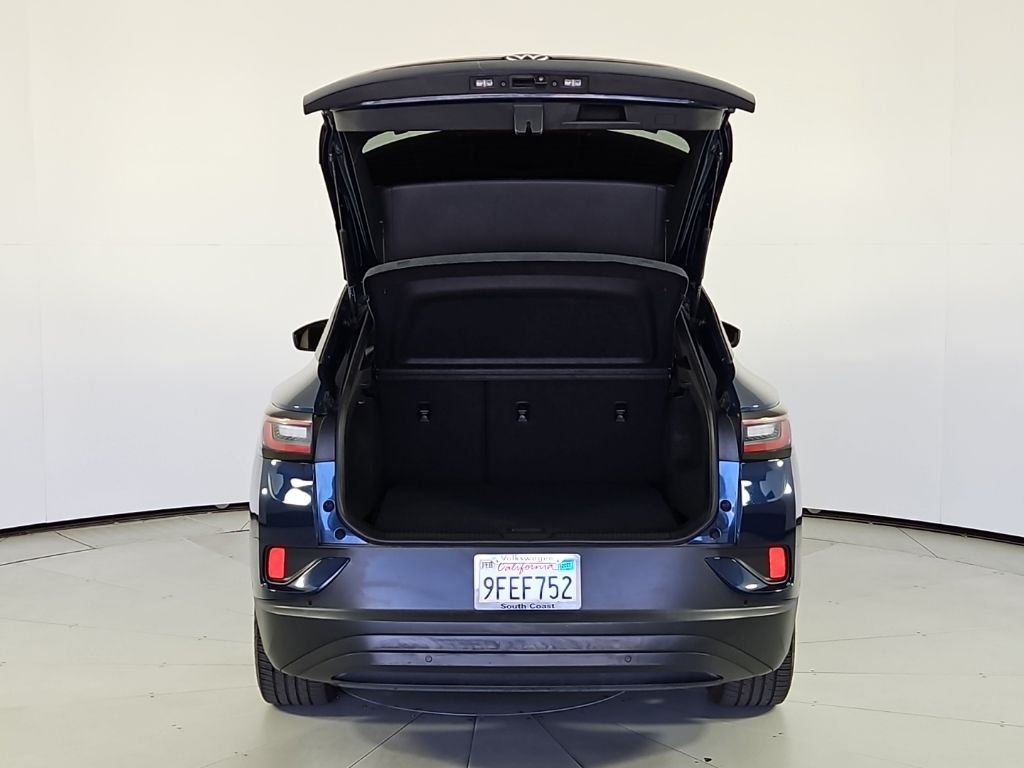 Used 2023 Blue Volkswagen Pro image 10