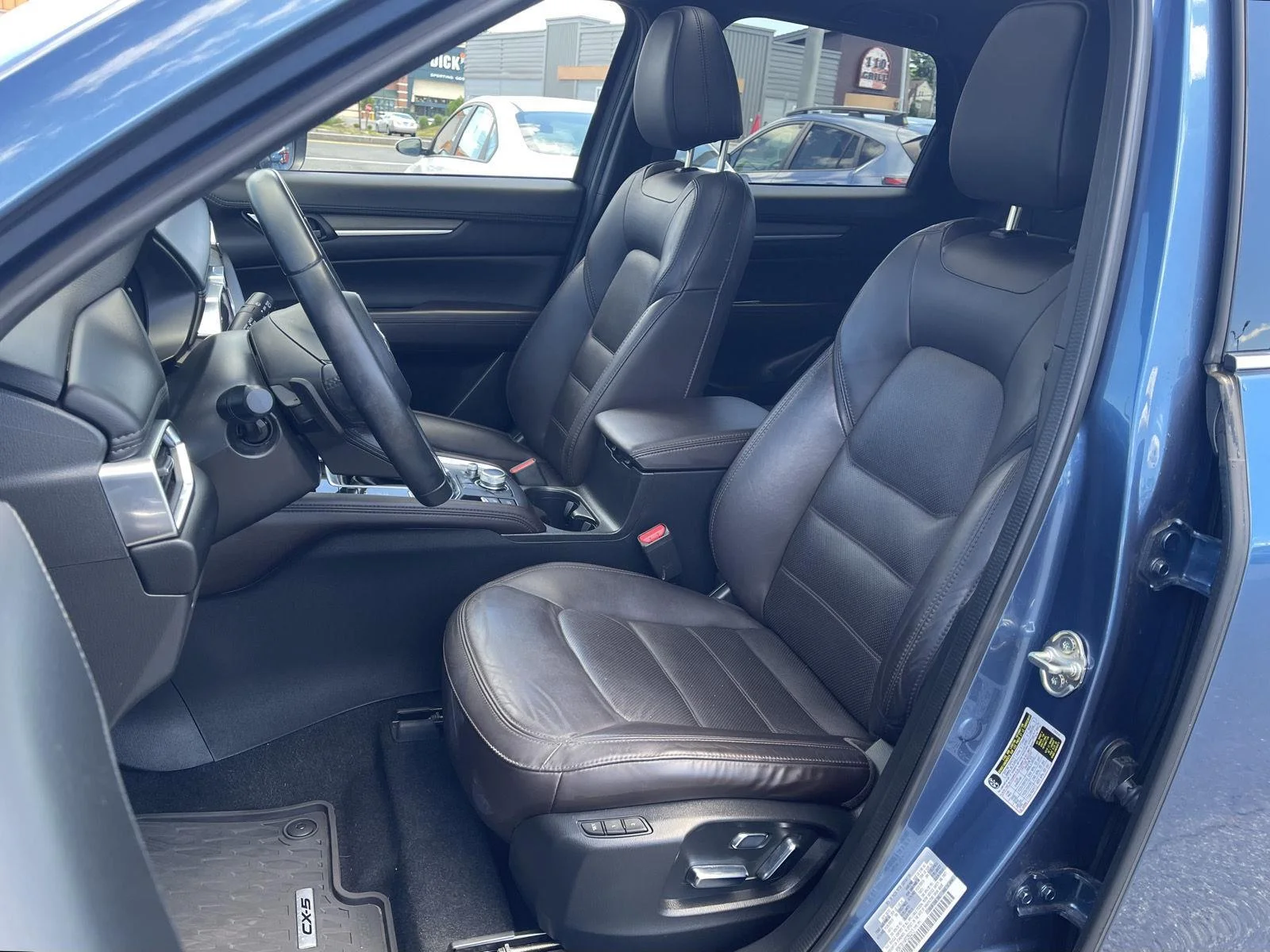 Used 2023 Eternal Blue Mica Mazda 2.5 Turbo Signature image 14