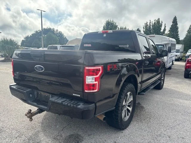 Used 2019 Red Ford XL image 5