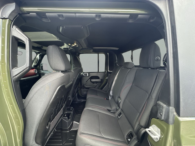 Used 2022 Green Jeep Rubicon image 35