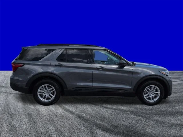 New 2026 Carbonized Gray Metallic Ford Active image 3